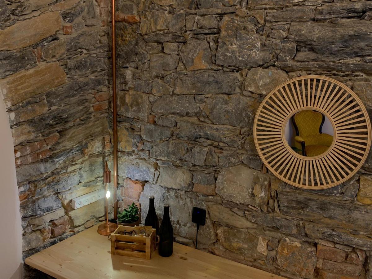 Rock & Wood - Apartment & Room La Spezia Dış mekan fotoğraf