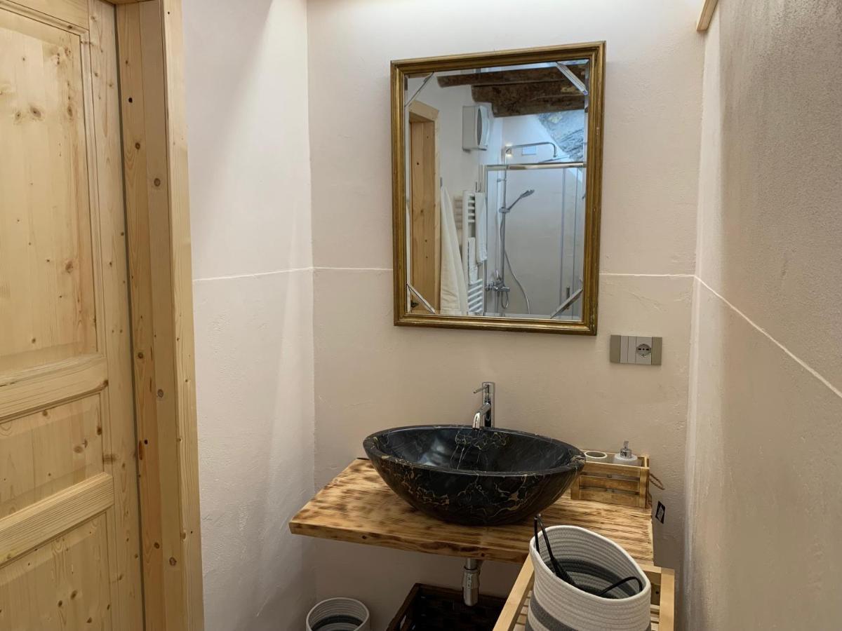 Rock & Wood - Apartment & Room La Spezia Dış mekan fotoğraf