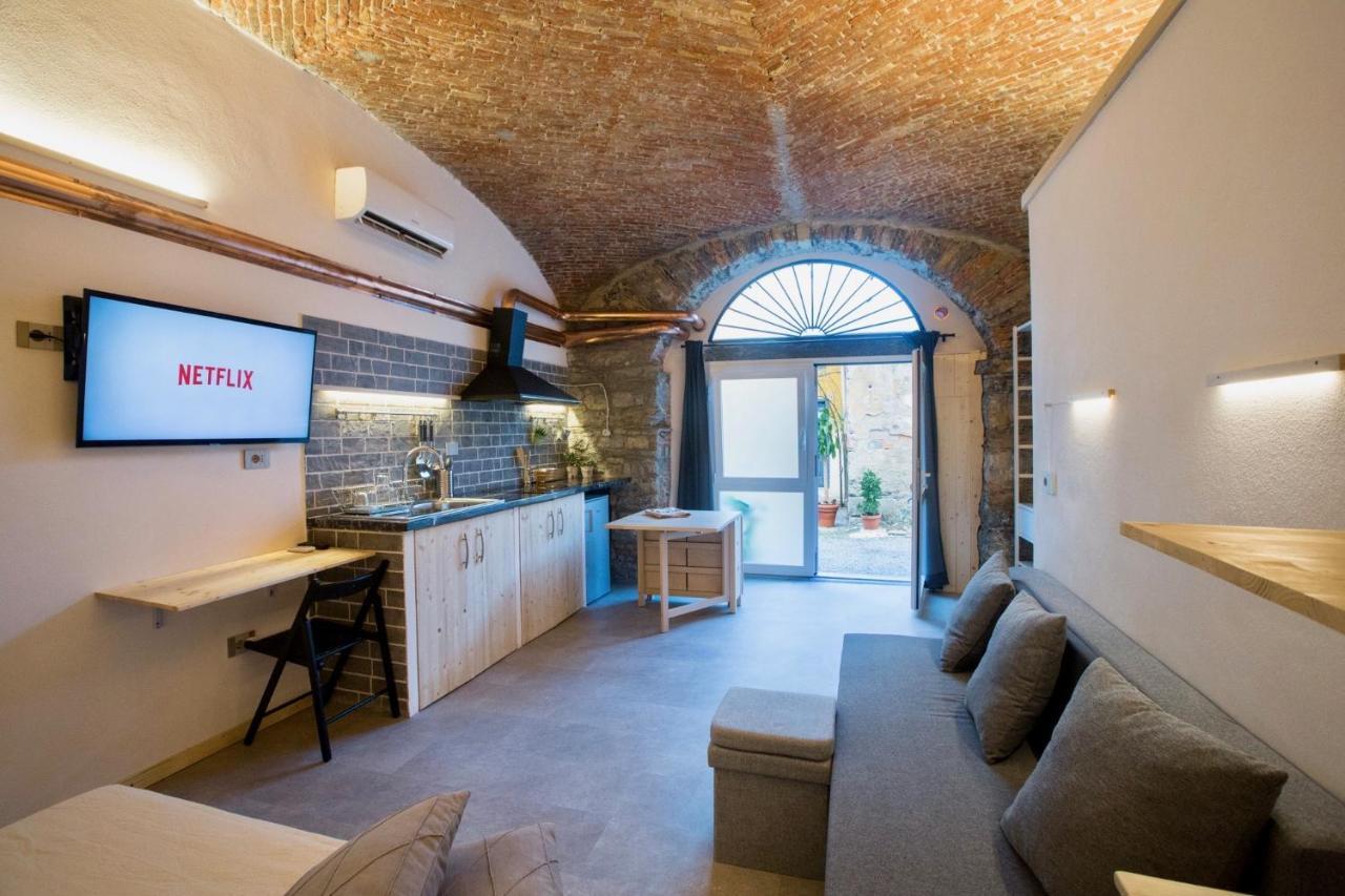 Rock & Wood - Apartment & Room La Spezia Dış mekan fotoğraf